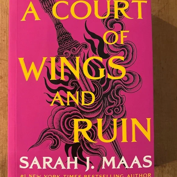 A Court of Thorns and Roses Complete Series - Picture 4 of 7